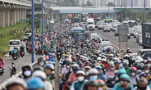 Thế kẹt lạc lõng của người 14 năm ở 'ốc đảo miền quê' Thủ Đức