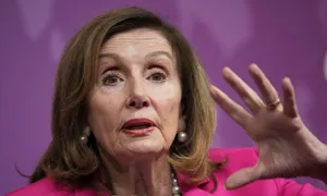 Bà Pelosi không muốn nhắc tên ông Trump